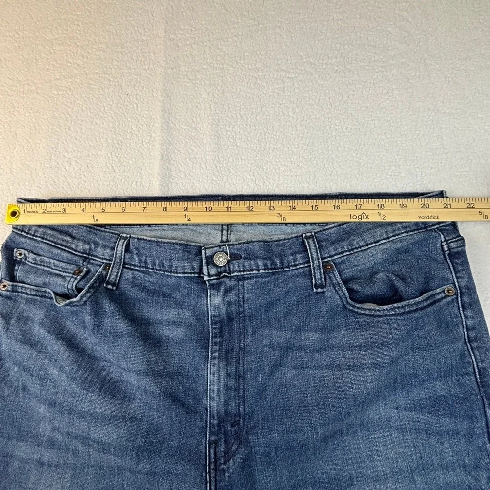 Levi's 541 Athletic Taper Jeans Mens 42x32 (41x30 ACTUAL) Blue Stretch Med. Wash